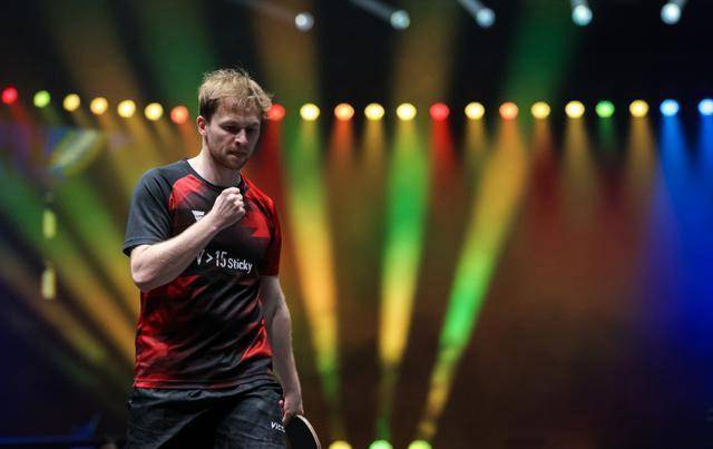 关键先生！高诗岩4中2得到8分5板8助&关键时刻拯救球队