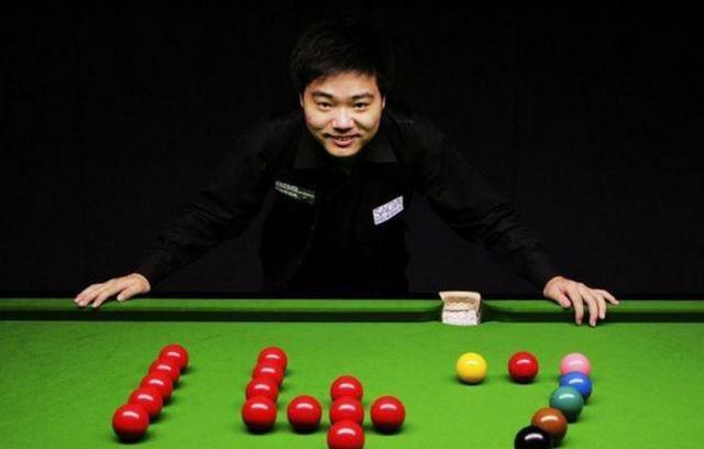 官方：西班牙籍埃尔南德斯执法亚特兰大vs切尔西的欧冠比赛